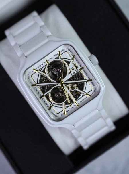 שעון Rado יוקרתי + קופסה איכותית