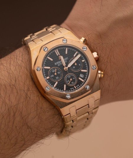 שעון Audemars Piguet יוקרתי + קופסה איכותית