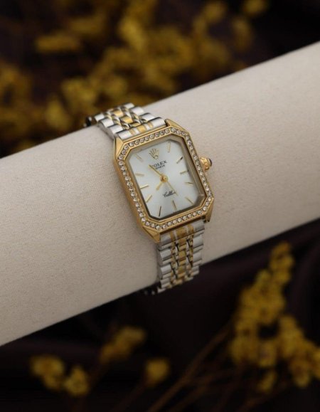 שעון רולקס יוקרתי + קופסה איכותית