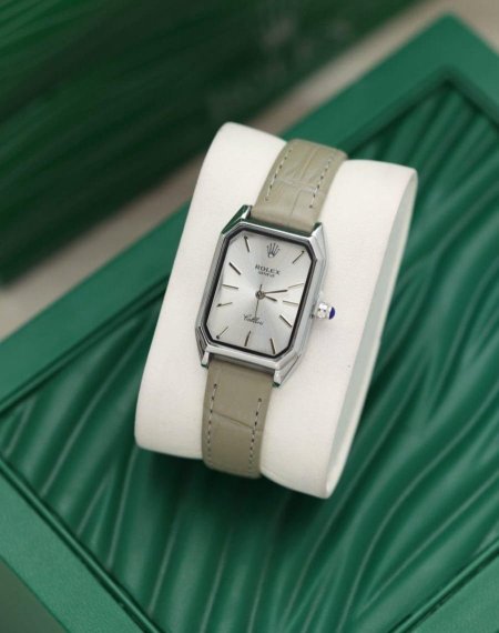 שעון רולקס יוקרתי + קופסה איכותית