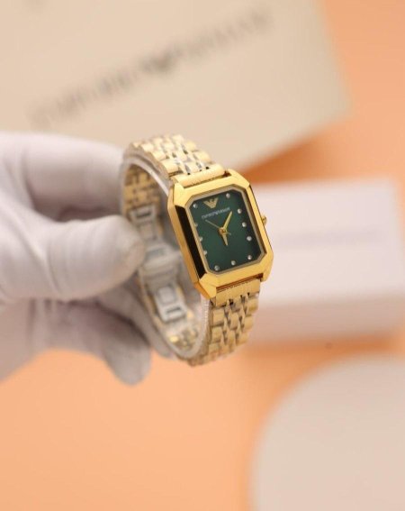 שעון Armani יוקרתי + קופסה איכותית