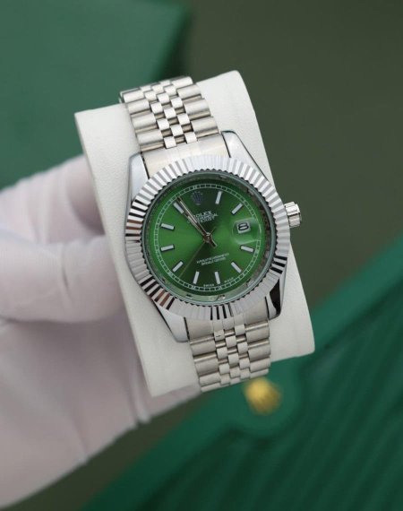 שעון רולקס יוקרתי + קופסה איכותית