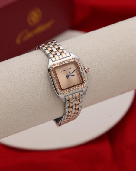 שעון Cartier יוקרתי + קופסה איכותית