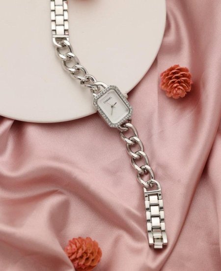 שעון Chanel יוקרתי + קופסה איכותית