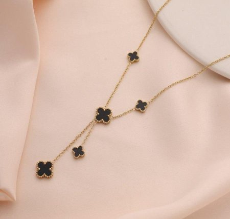 שרשרת יוקרתית בעיצוב אלגנטי