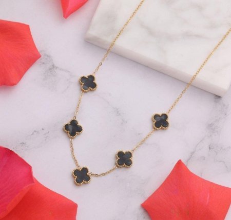 שרשרת יוקרתית בעיצוב אלגנטי