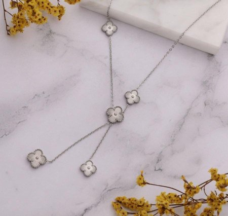 שרשרת יוקרתית בעיצוב אלגנטי