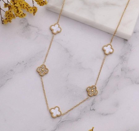 שרשרת יוקרתית בעיצוב אלגנטי