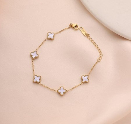 צמיד יוקרתי בעיצוב עדין ומרהיב