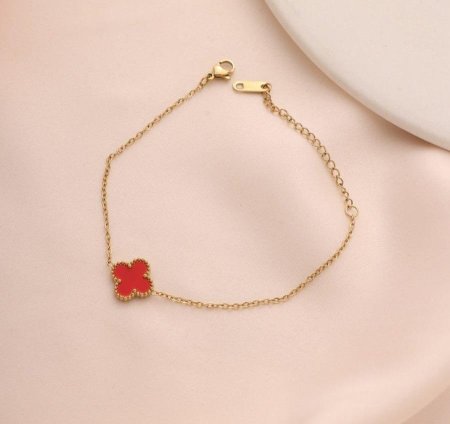 צמיד יוקרתי בעיצוב עדין ומרהיב