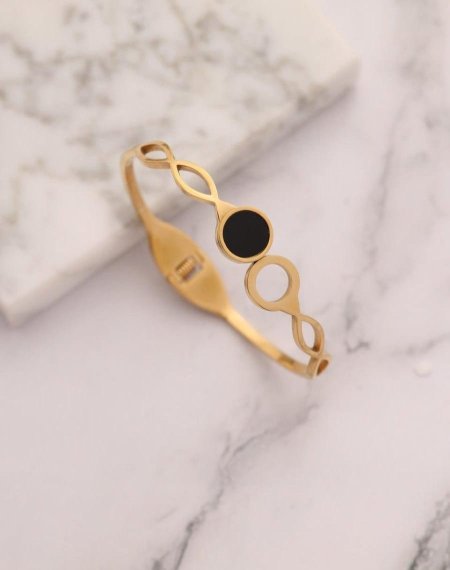 צמיד יוקרתי בעיצוב עדין ומרהיב