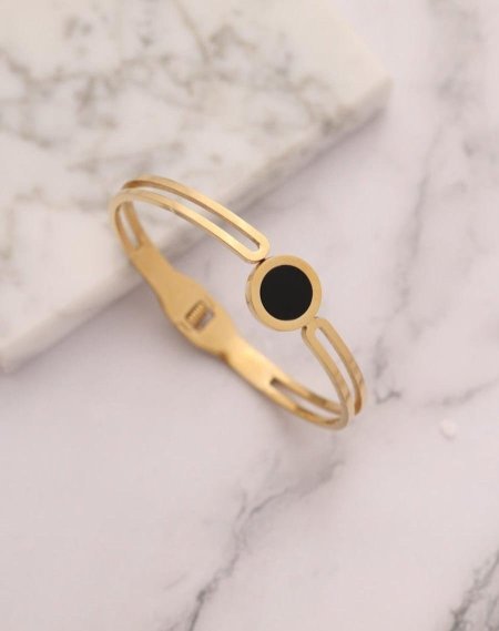 צמיד יוקרתי בעיצוב עדין ומרהיב