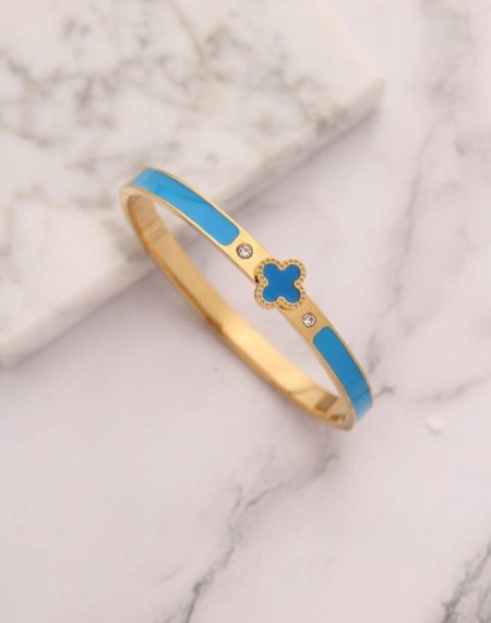 צמיד יוקרתי בעיצוב עדין ומרהיב