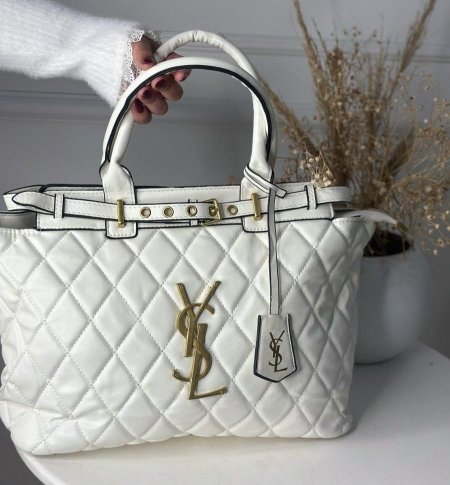 תיק יוקרתי בעיצוב מרשים ונוחות מושלמת