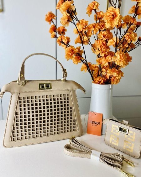 תיק יוקרתי בעיצוב מרשים ונוחות מושלמת